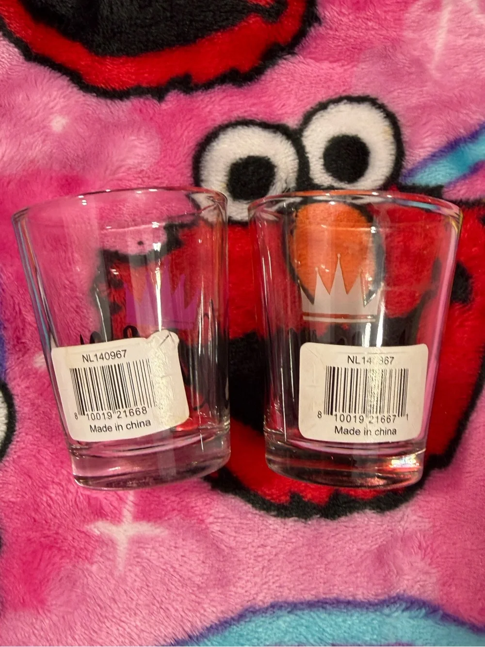 Queen & King Crown Shot Glass Set Couple Wedding Engagement Gift Bar Decor